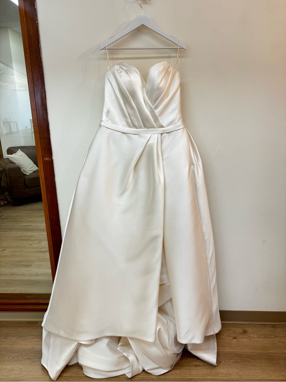 Casablanca Le Blanc Strapless Bridal Ballgown with Front Slit - Picture 5 of 8